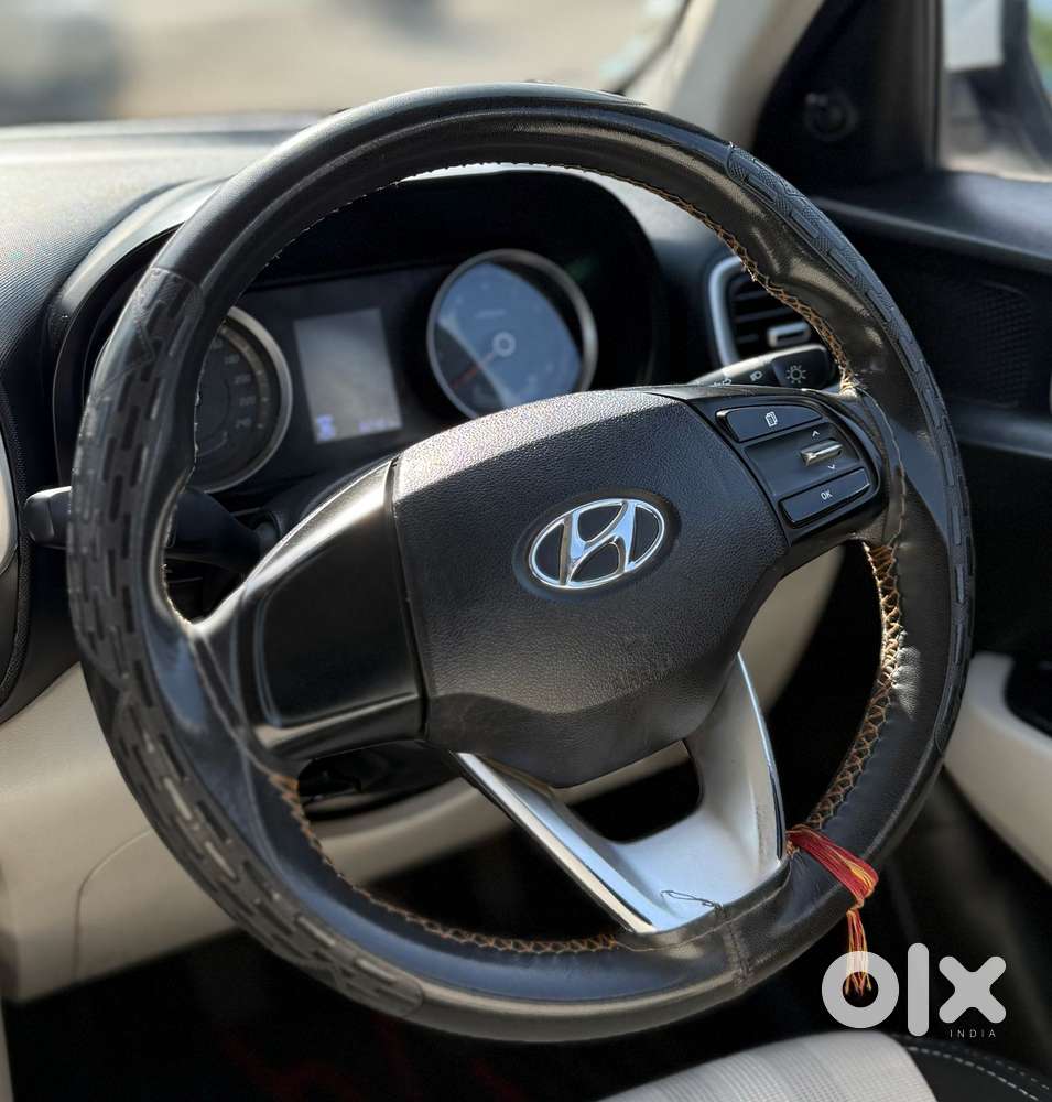 Hyundai Venue E 1.2 Petrol, 2022, Petrol