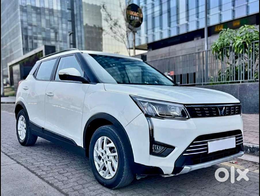 Mahindra Xuv300 W8 Option Diesel, 2023, Diesel