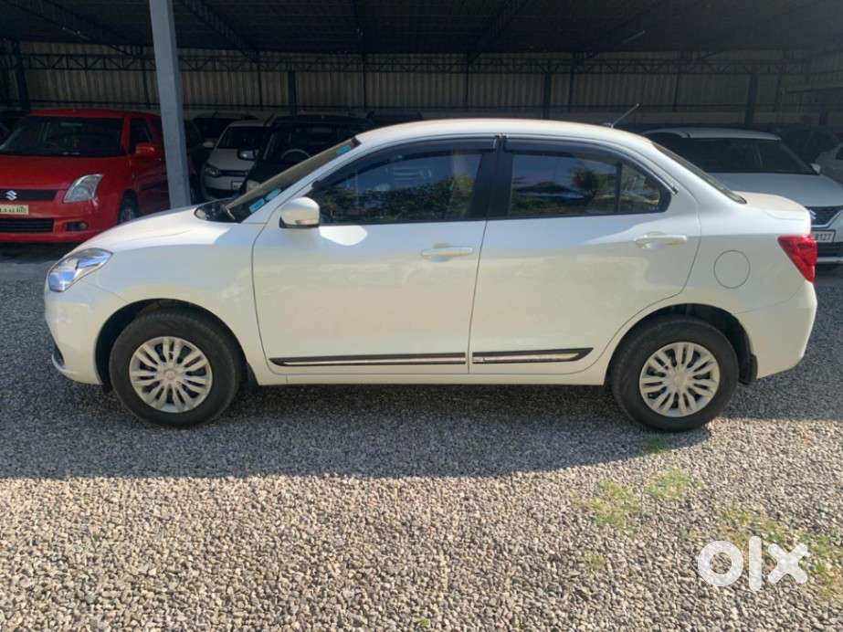 Maruti Suzuki Dzire Vxi Ags, 2023, Petrol