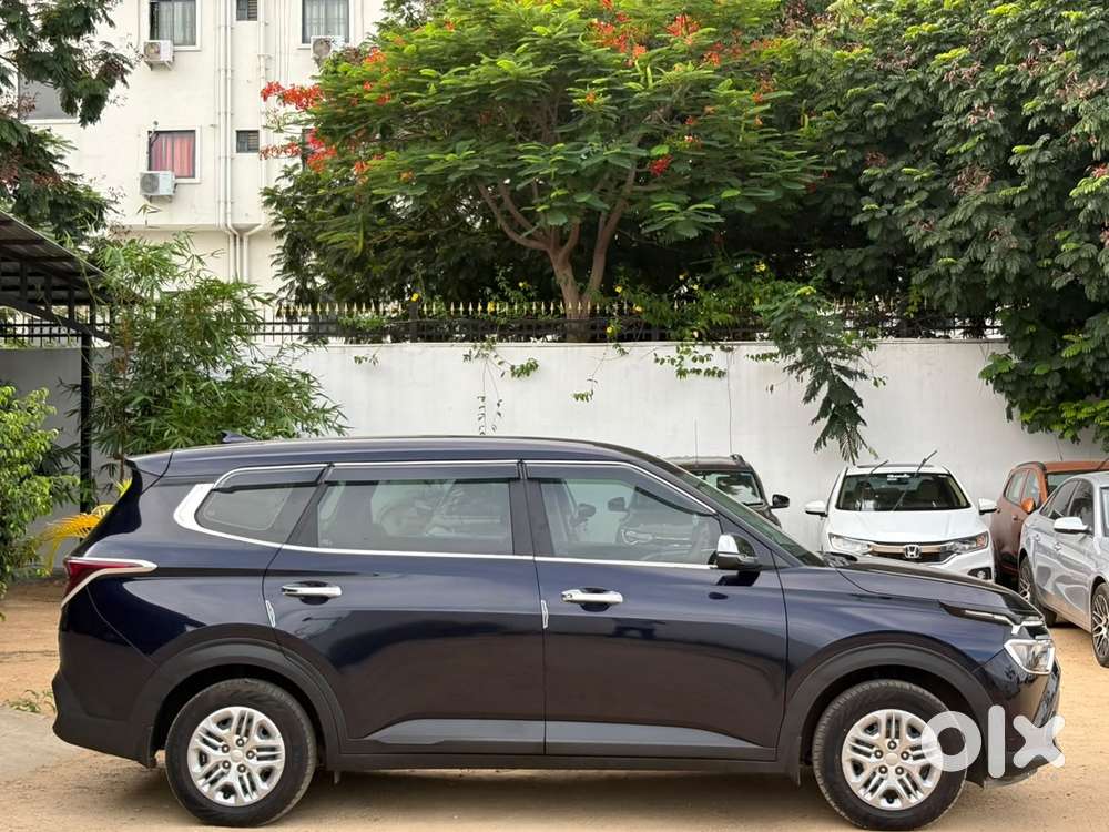 Kia Carens G 1.5 6mt Premium (o) 7-seater, 2024, Petrol