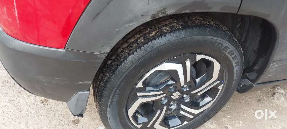 Maruti Suzuki Brezza 2023 Hybrid Genuine Odometer Reading,  Sunroof,