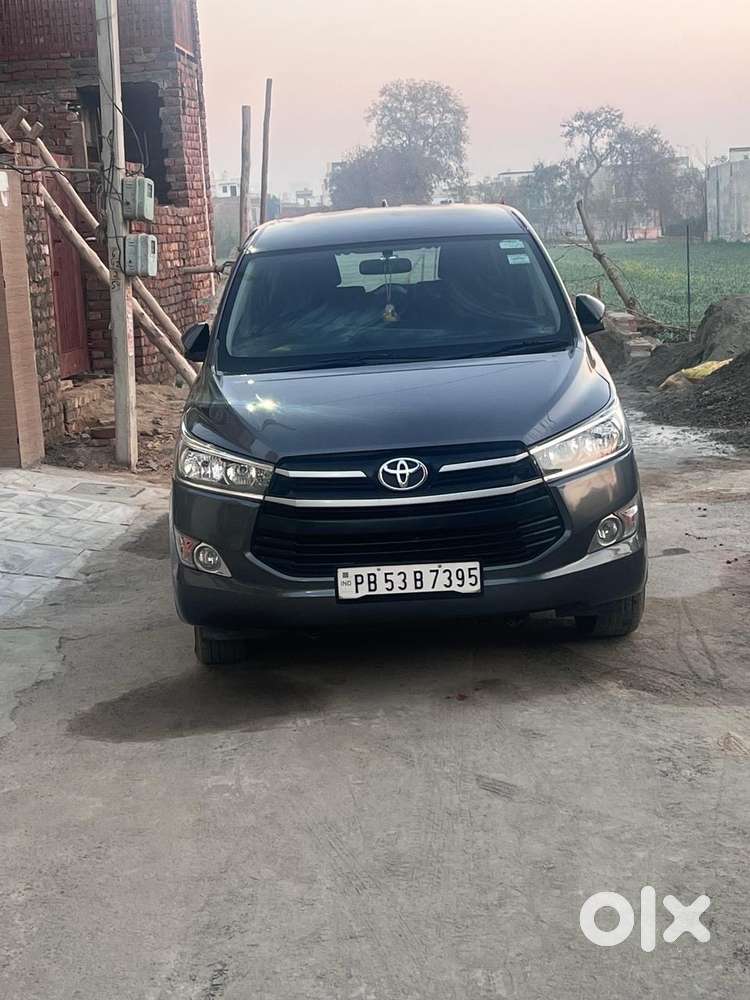 Toyota Innova Crysta 2.4 G 2019