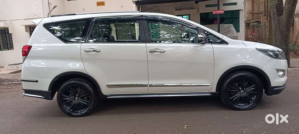 Toyota Innova Crysta Touring Sport 2.4 Mt, 2018, Diesel