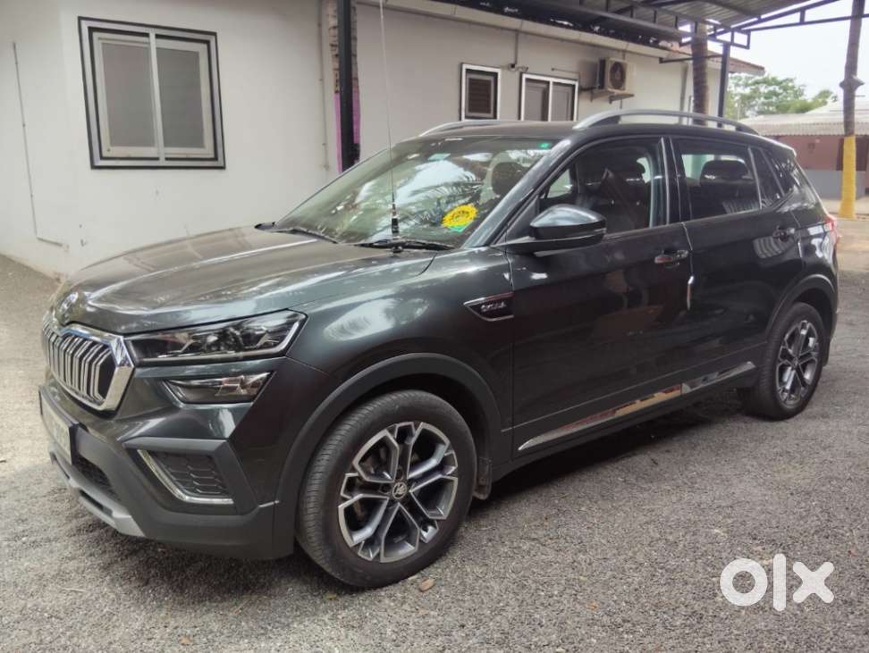 Skoda Kushaq 1.0 Tsi Style At (6 Airbags), 2022, Petrol