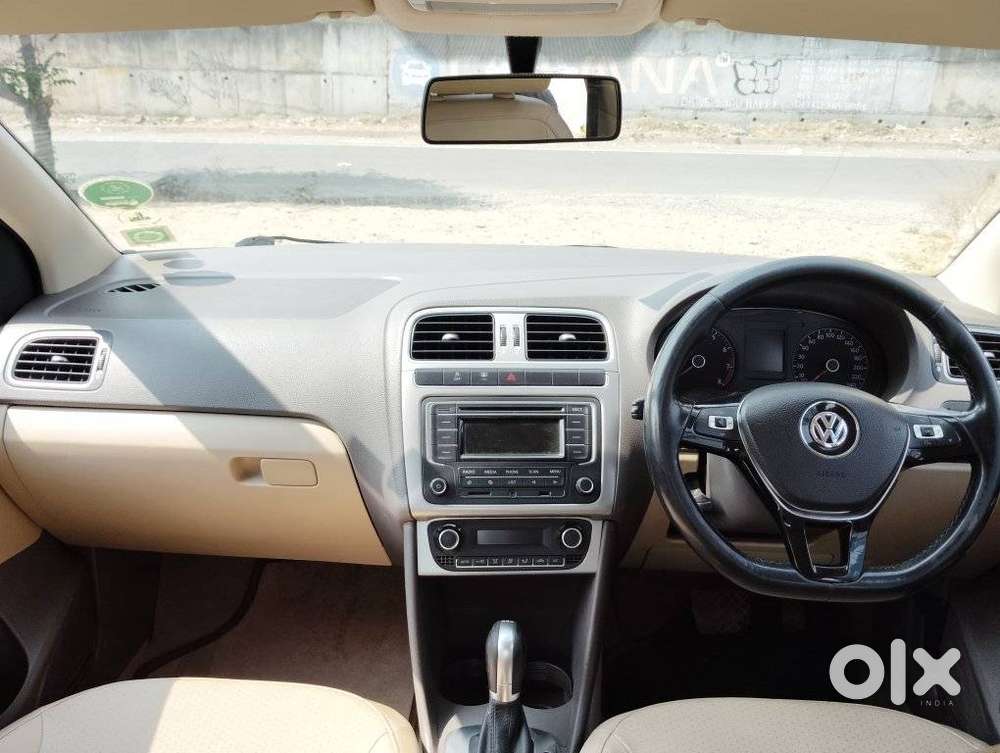 Volkswagen Vento 1.2 Tsi Highline At, 2016, Petrol