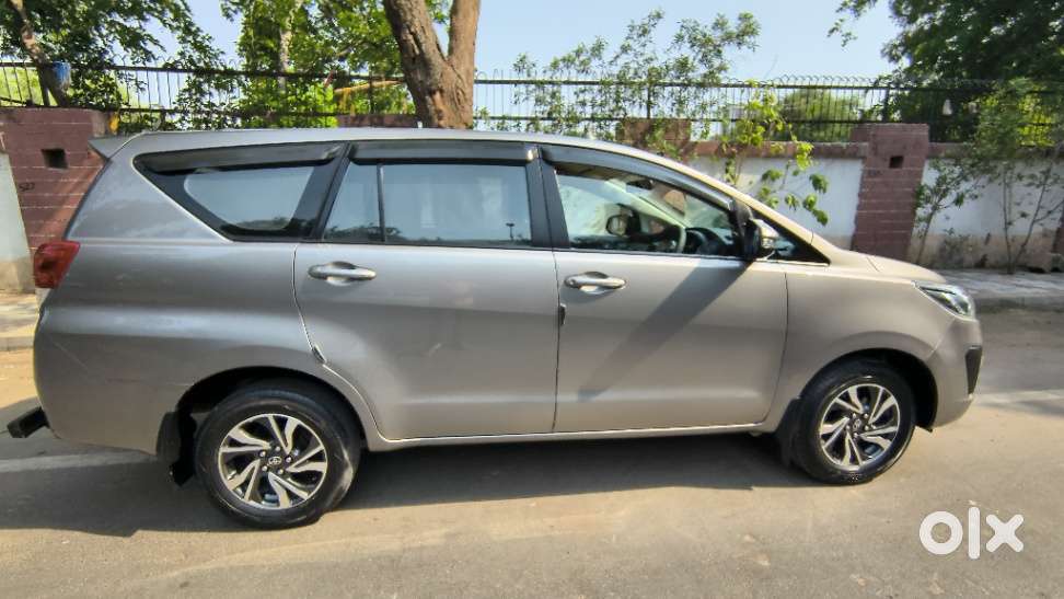 Toyota Innova Crysta [2020-ongoing] 2.4 Gx At 7 Str, 2022, Diesel