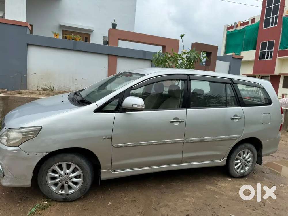 Toyota Innova Diesel 2012 Year