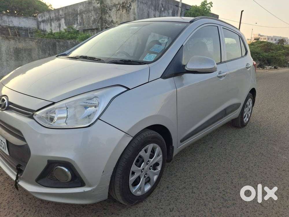 Hyundai Grand I10 2013-2016 Sportz, 2016, Petrol