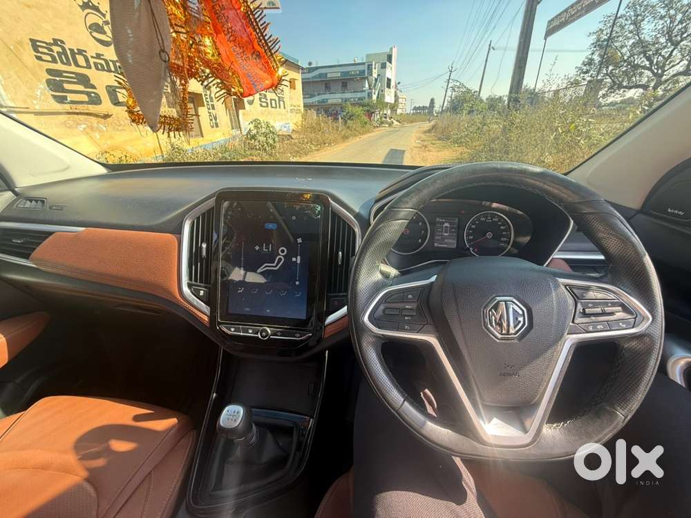 Mg Hector Plus 2022 Diesel Well Maintained