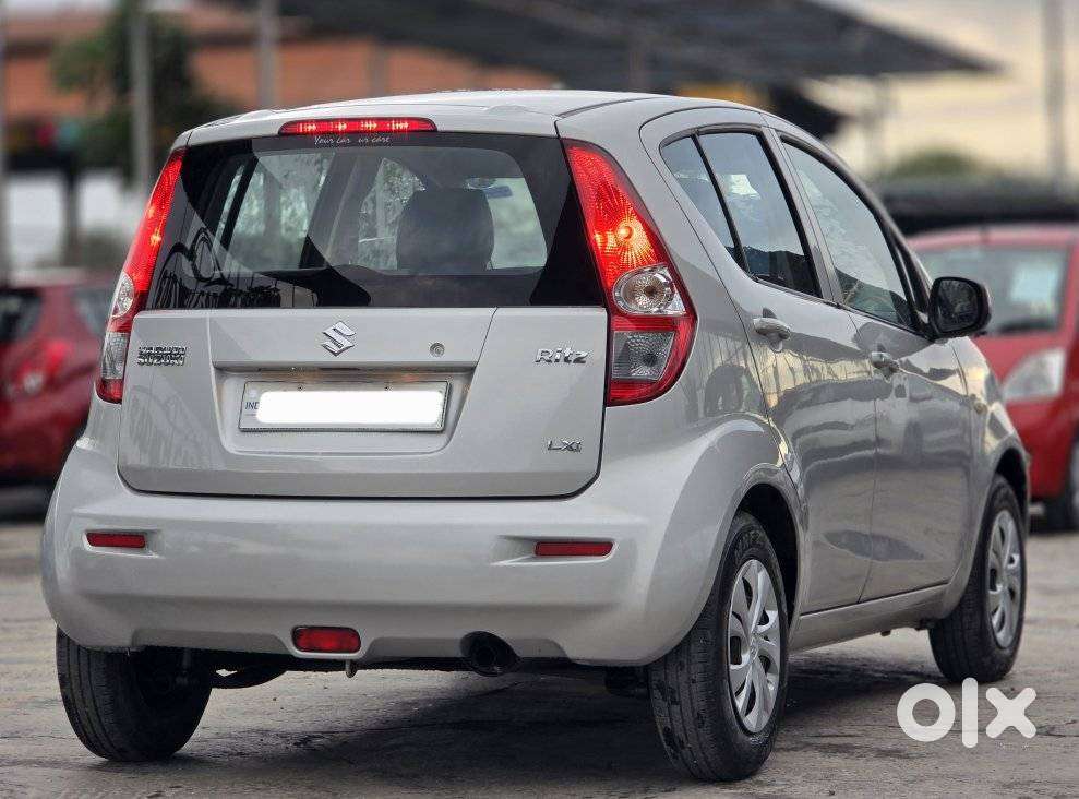 Maruti Suzuki Ritz, 2011, Petrol