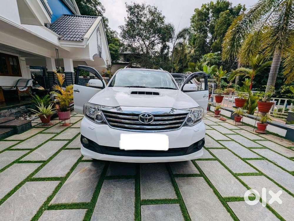 Toyota Fortuner 4*2 Automatic 2015 Diesel Good Condition