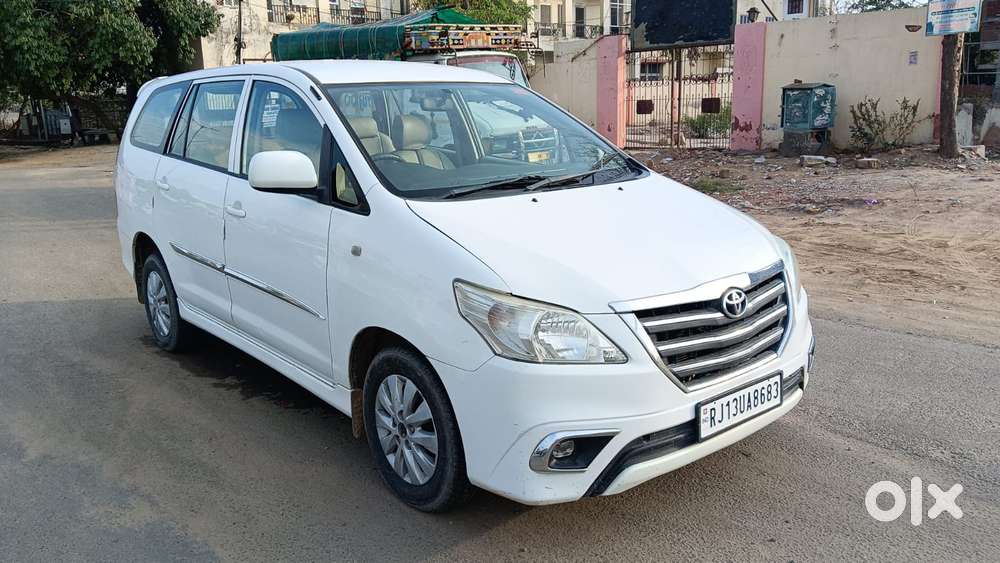 Toyota Innova 2.5 G (diesel) 7 Seater Bs Iv, 2013, Diesel