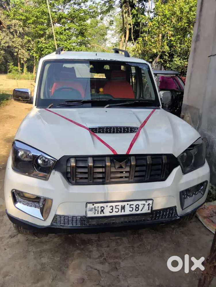 Mahindra Scorpio 2016 Model S4 +