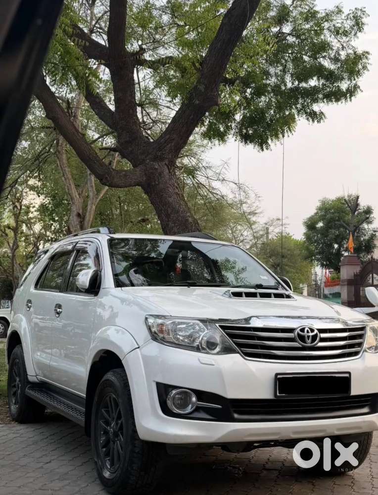 Toyota Fortuner Diesel 2015