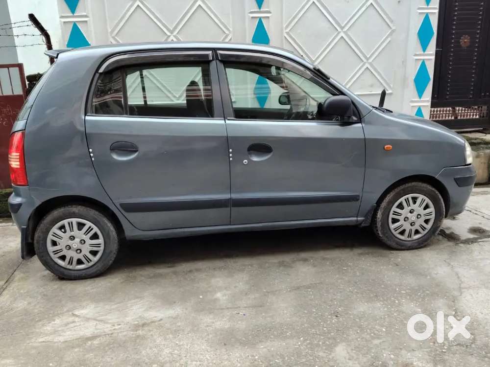 2nd Owner Hyundai Santro 2010