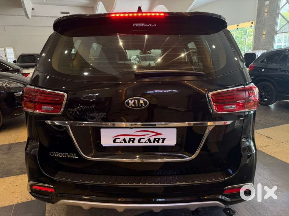 Kia Carnival Premium, 2021, Diesel