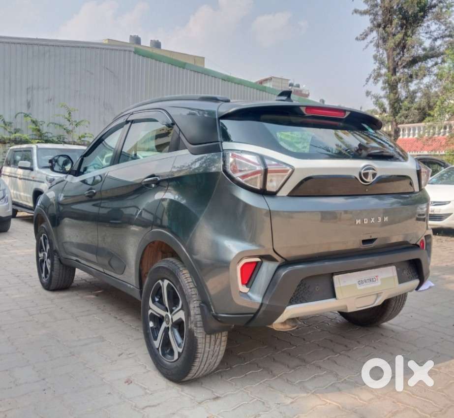 Tata Nexon 1.2 Revotron Xza Plus Premium, 2023, Petrol