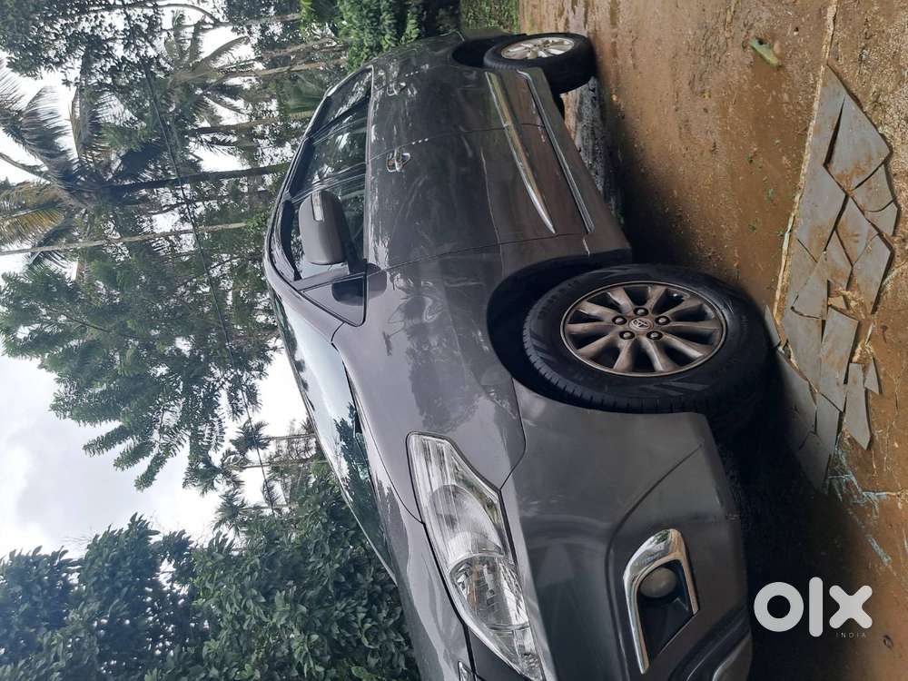 Toyota Innova 2014 Diesel 277600 Km