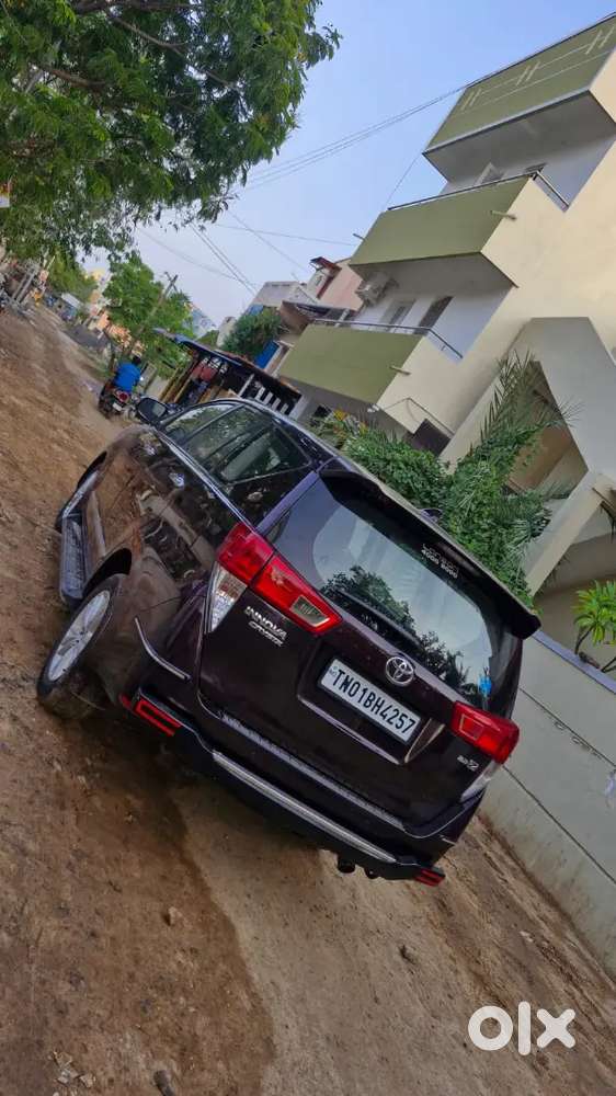 Toyota Innova Crysta