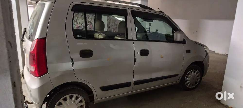 Maruti Suzuki Wagon R 1.0 2017 Petrol 98000 Km Driven
