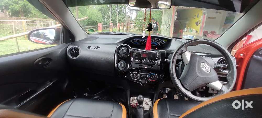 Toyota Etios Cross 2016 Car
