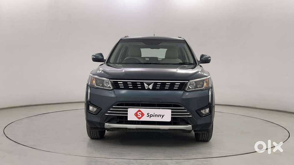 Mahindra Xuv300 1.2 W8 (o) Amt Petrol, 2022, Petrol
