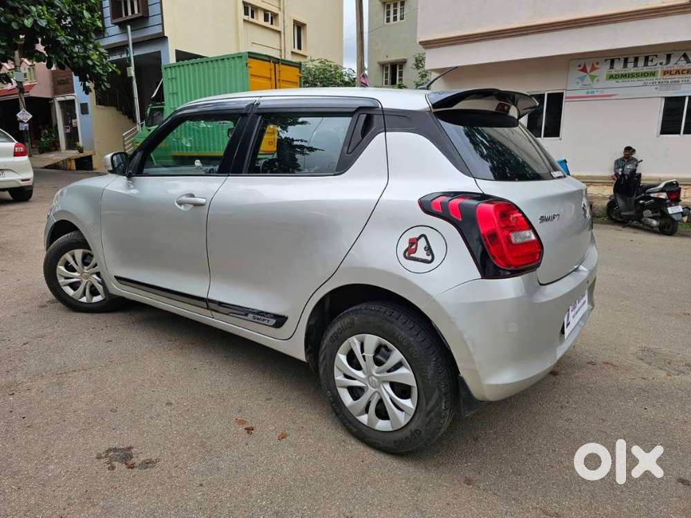 Maruti Suzuki Swift Vxi 1.2 Abs Bs-iv, 2018, Petrol