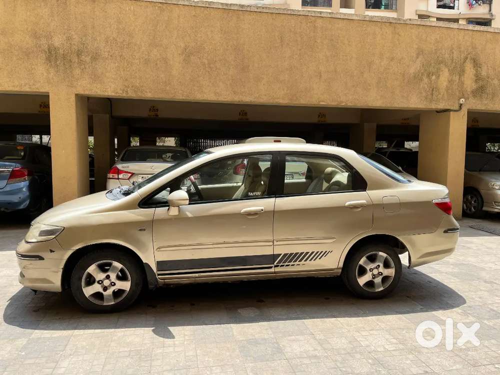 Honda City Zx 2006 Cng & Hybrids Good Condition