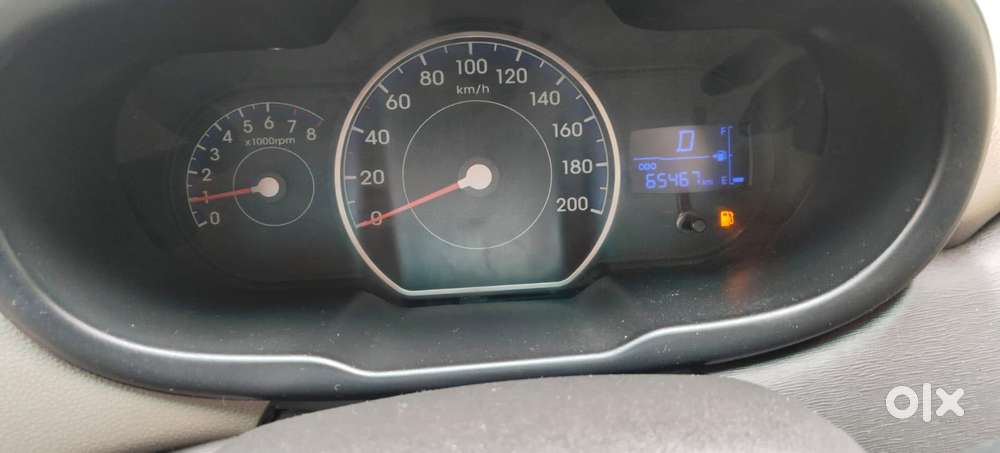 Hyundai I10 Asta Sunroof At, 2012, Petrol