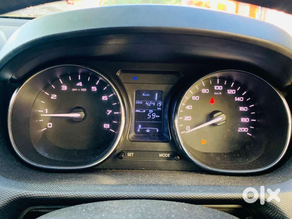 Tata Tiago 1.2 Revotron Xza, 2018, Petrol