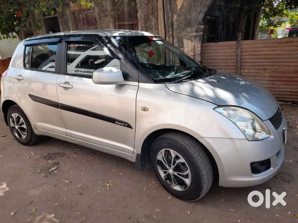 Maruti Suzuki Swift 2009 Petrol 120000 Km Driven