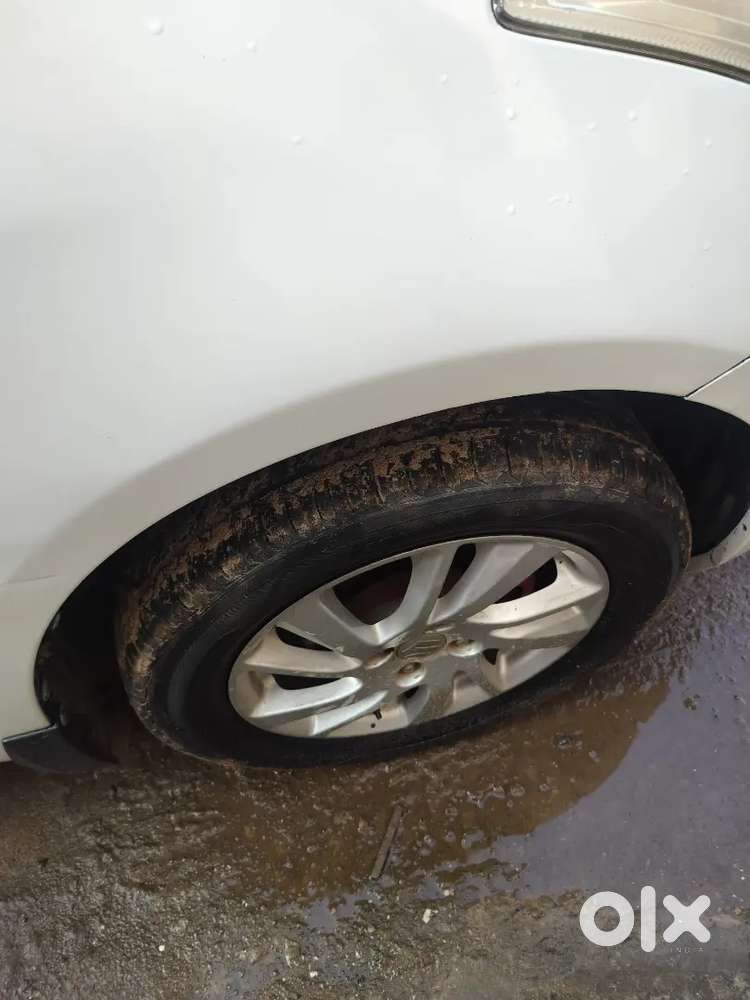 Maruti Suzuki Swift 2013 Petrol Manual