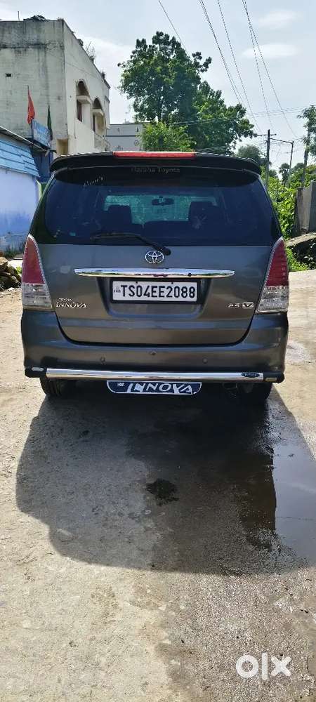 Toyota Innova 2010 Diesel 222500 Km Driven