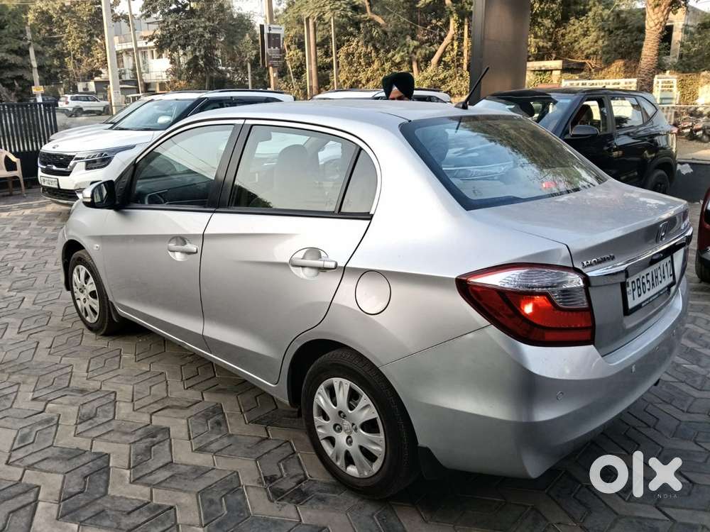 Honda Amaze Petrol 2016