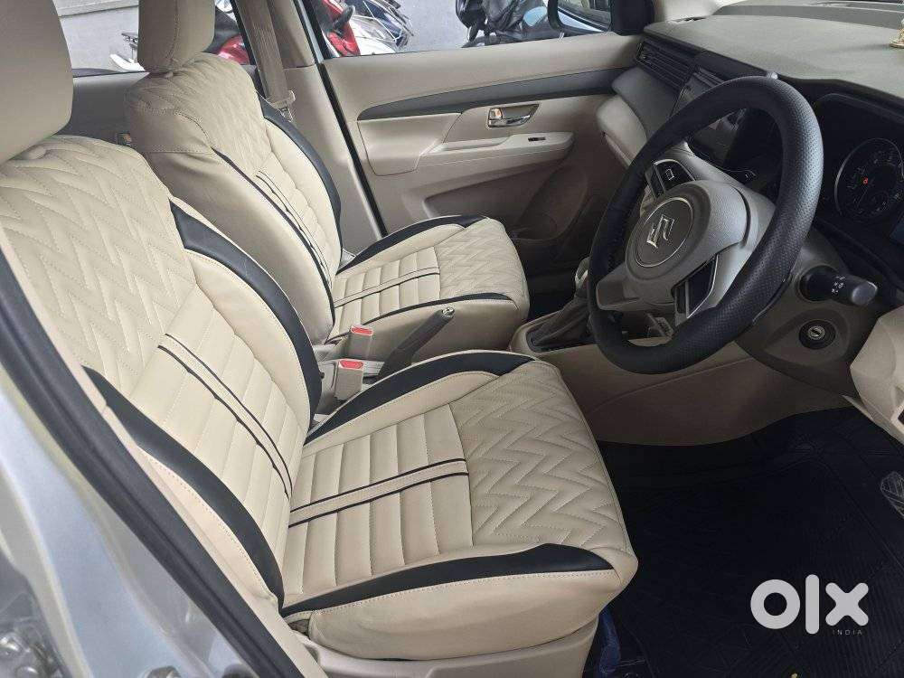 Maruti Suzuki Ertiga Vxi Shvs At, 2025, Petrol