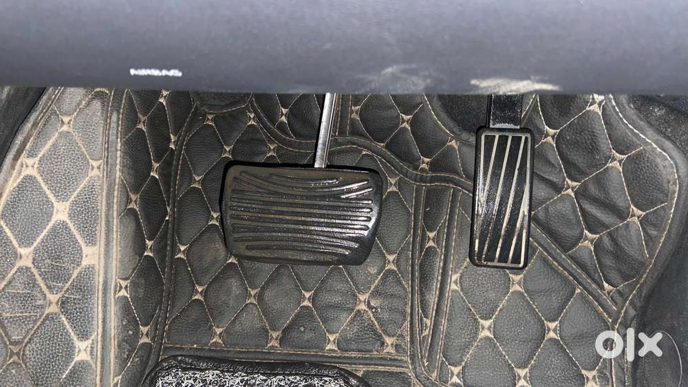 Mahindra Xuv700 2.0 Ax 7 Petrol Mt Str, 2021, Petrol