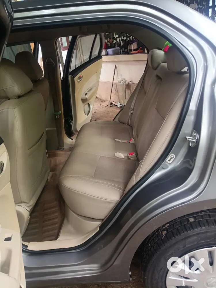 Maruti  Swift Dzire Vxi 2014
