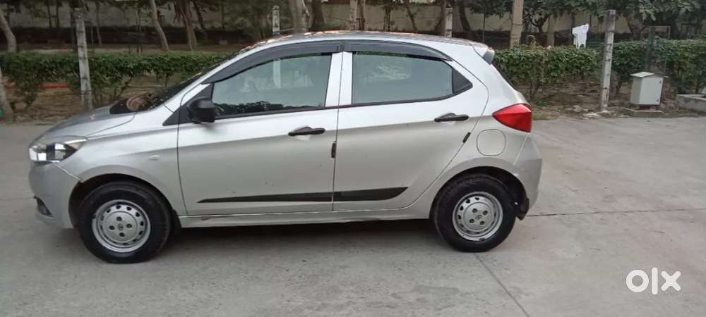 Tata Tiago 1.2 Revotron Xm, 2018, Petrol