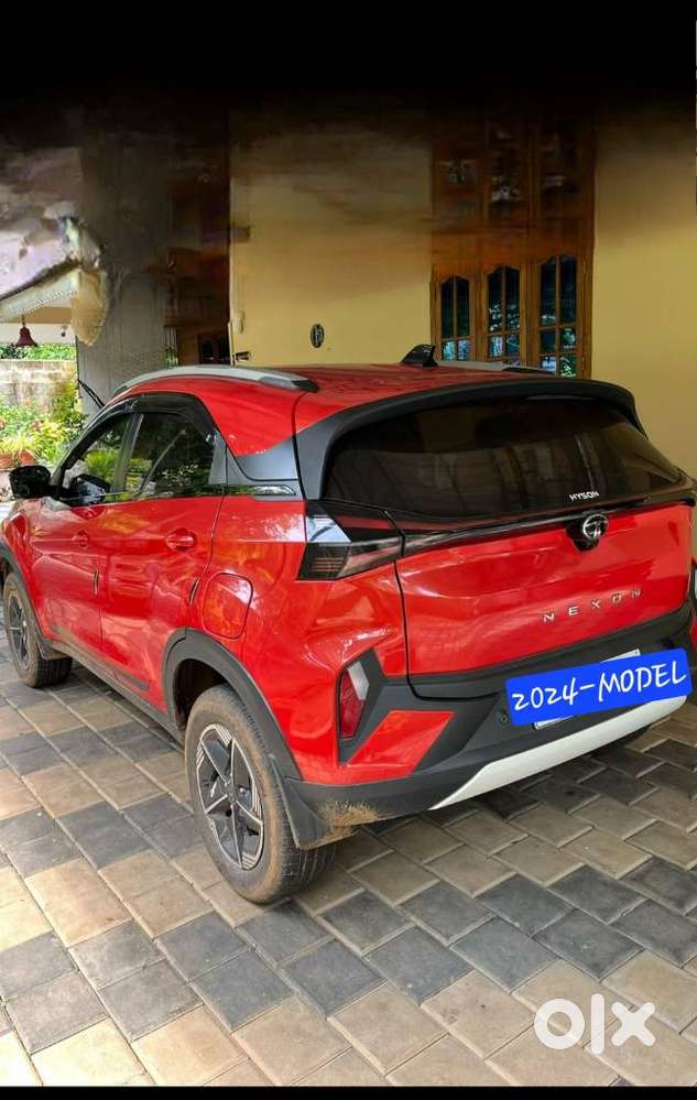 Tata Nexon Creative 1.2 Revotron Petrol 7dca, 2024, Petrol
