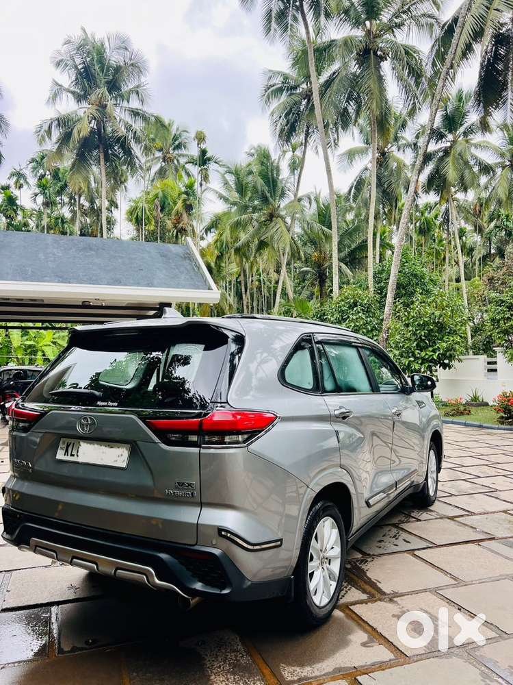 Toyota Hycross 40000km  2023