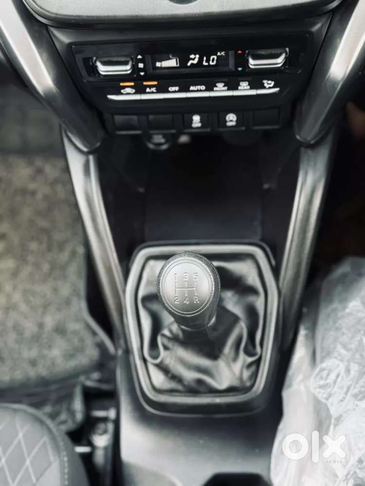 Toyota Urban Cruiser Hyryder, 2026, Petrol