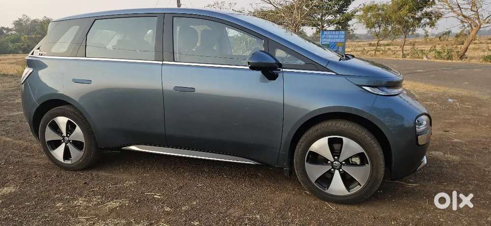 Mg Windsor Ev Essence 2025