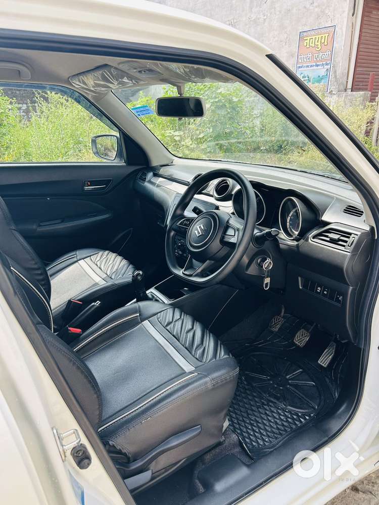 Maruti Suzuki Swift Vxi Optional, 2022, Petrol
