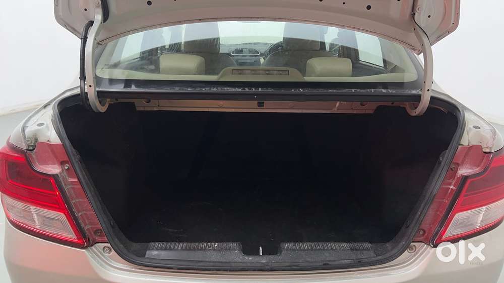 Maruti Suzuki Dzire 1.2 Vxi Amt, 2017, Petrol