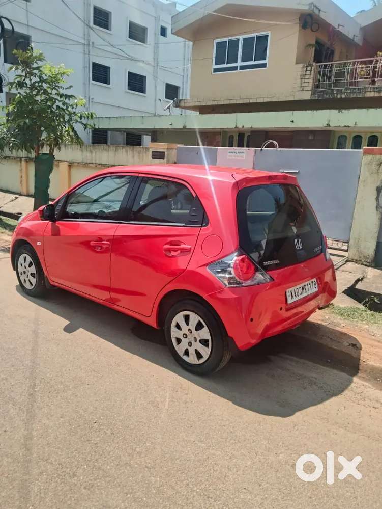 Honda Brio 2012 Petrol 60000 Km Driven 2.90 Lack Slightly Negotiable