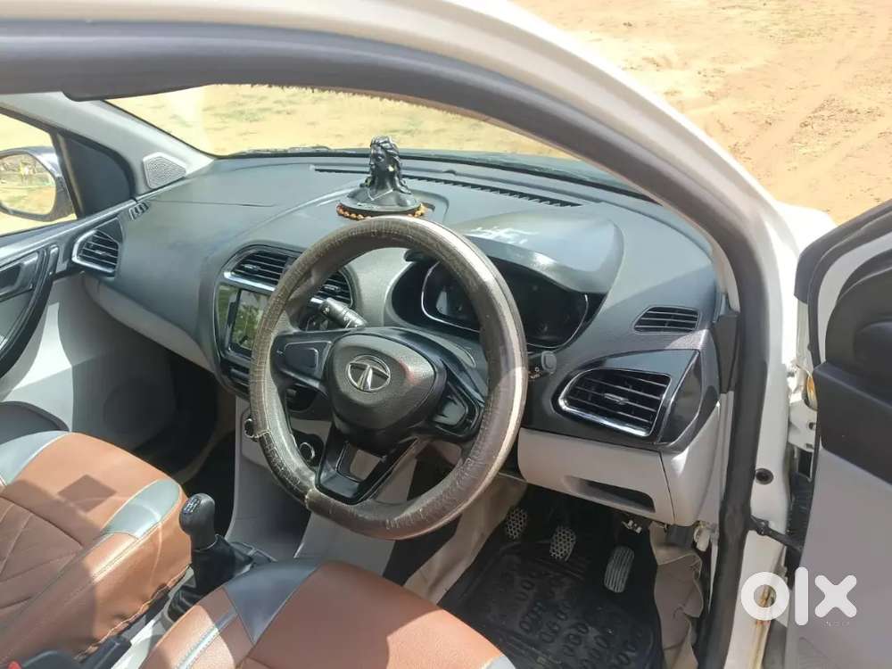 गाड़ी एक नंबर है
