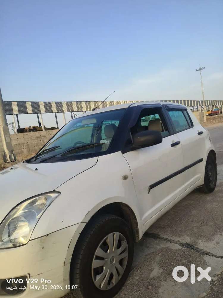Maruti Suzuki Swift 2011 Petrol 123000 Km Driven