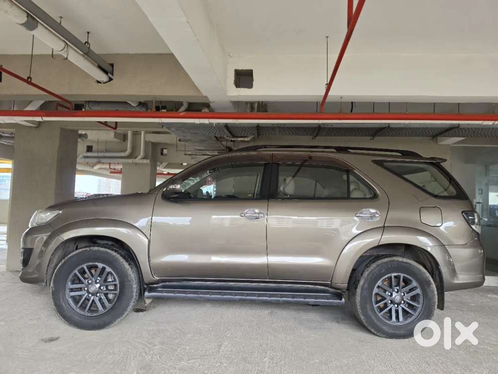 Toyota Fortuner 4x2 At, 2015, Diesel