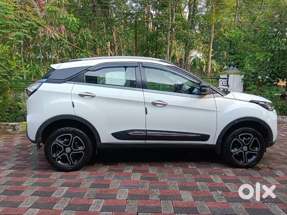 Tata Nexon Revotron 2020 First Owner.please Excuse Brokers And Dealers