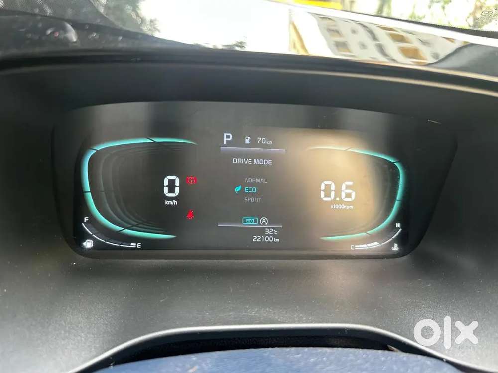 Kia Carens 2023 Dct Automatic 22000 Km